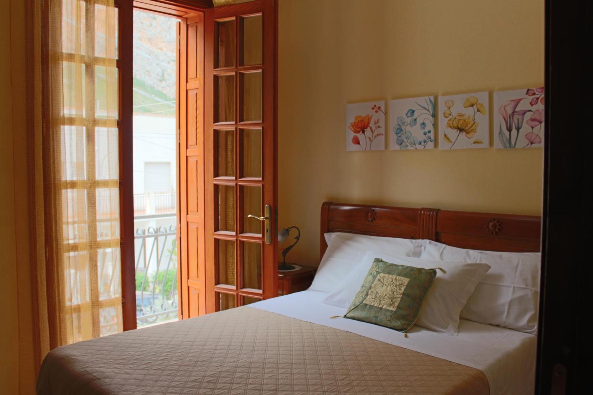 Raggio Di Sole Bed & Breakfast マカリ エクステリア 写真