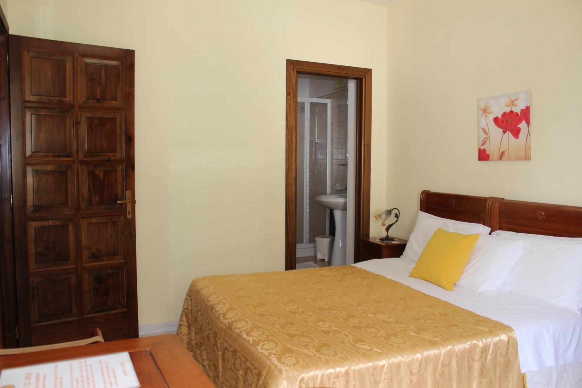 Raggio Di Sole Bed & Breakfast マカリ エクステリア 写真